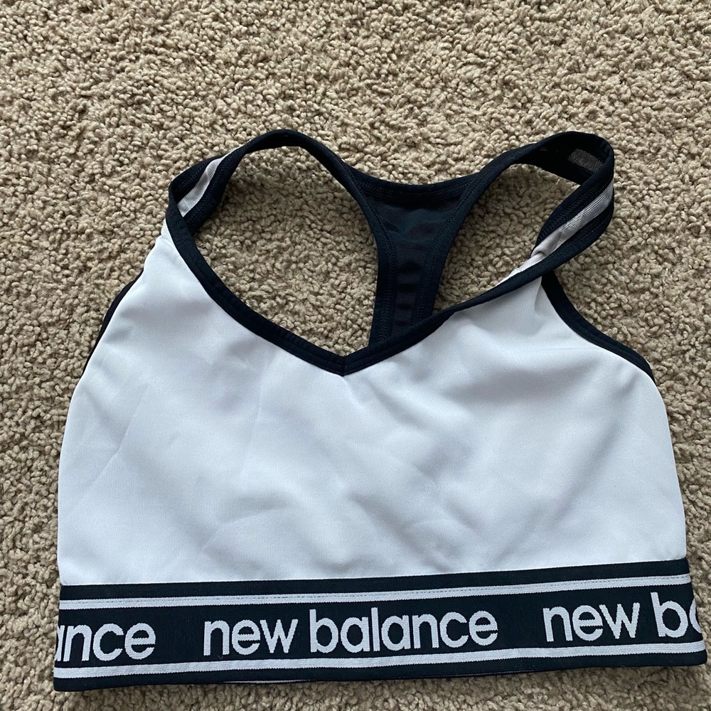 New Balance Reversible White Sports Bra. S